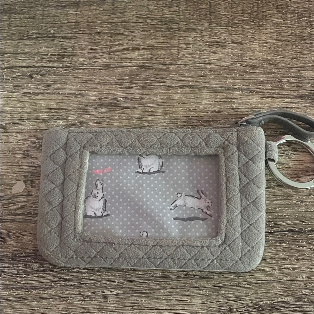 Vera Bradley Gray Quilted Wallet with Polar Bear Design - Picture 4 of 7